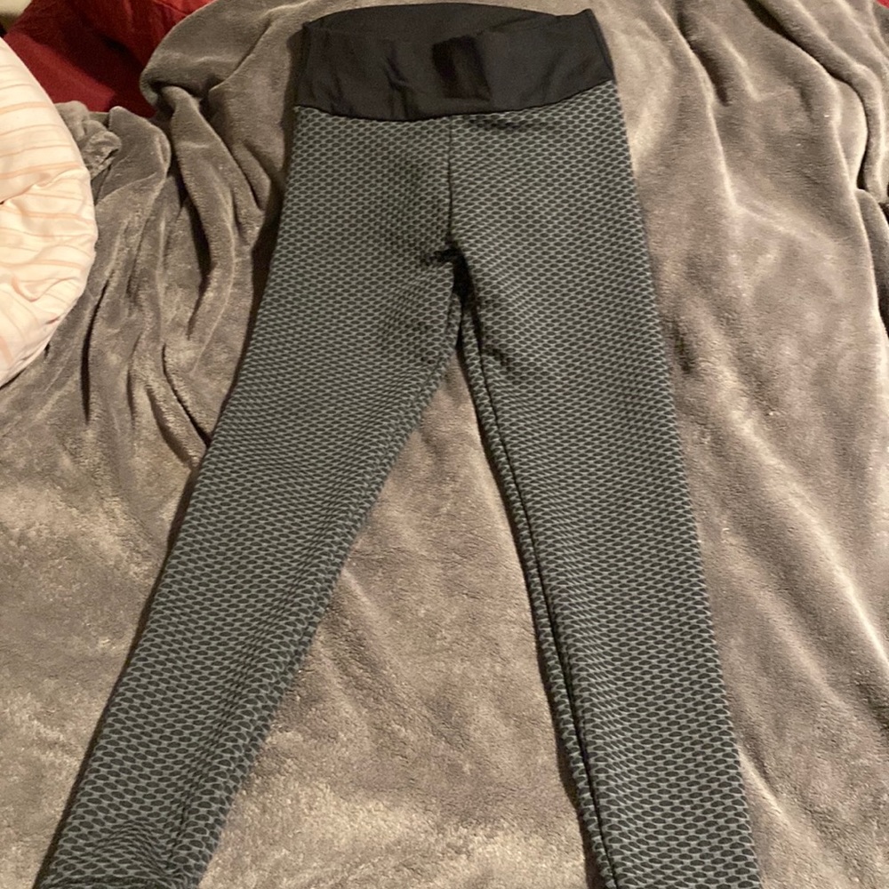 Women’s workout leggings